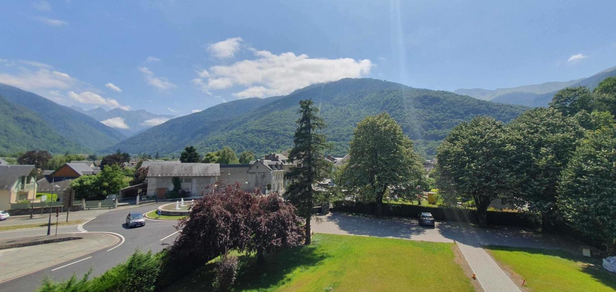 Maison De La Lionne Bagneres-de-Luchon ภายนอก รูปภาพ