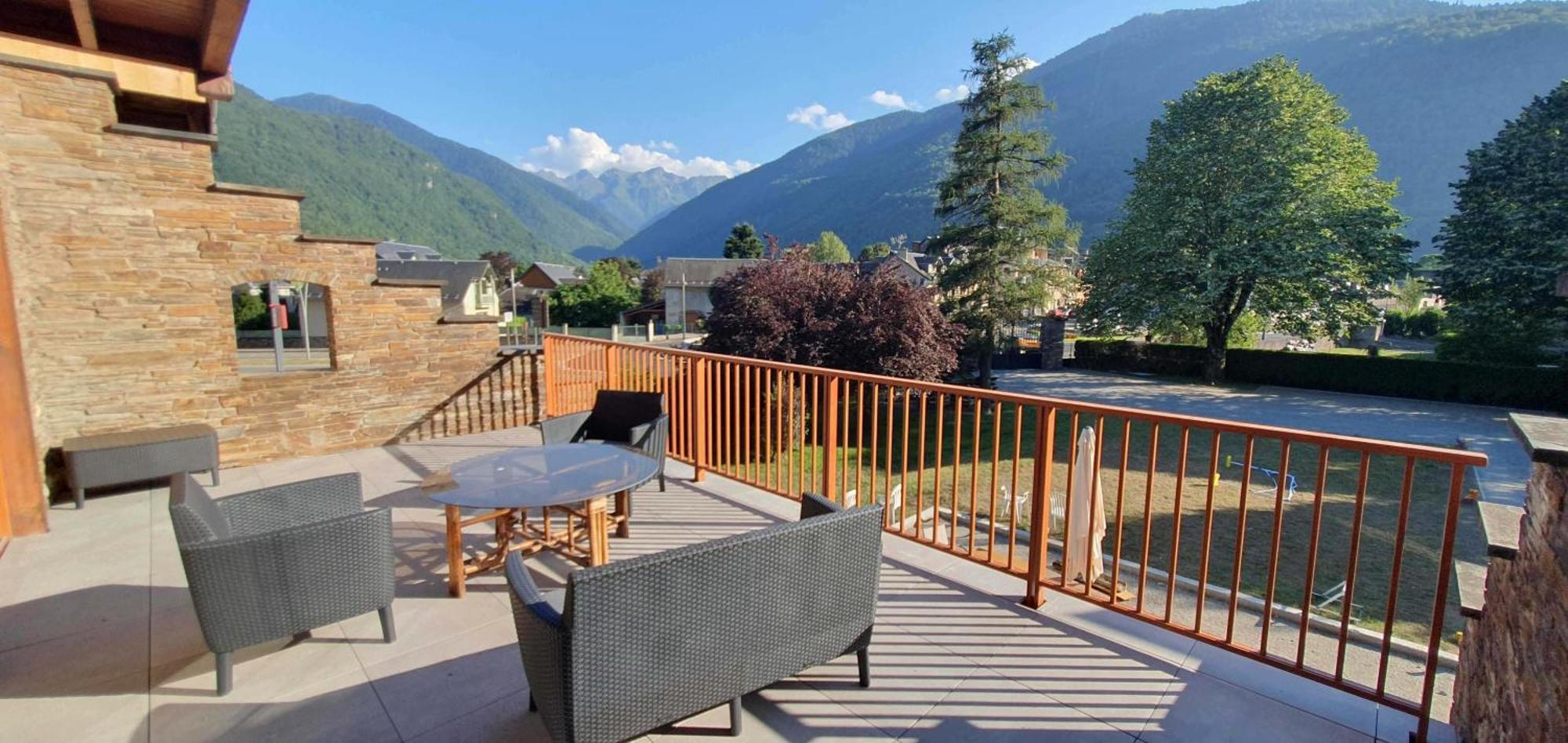 Maison De La Lionne Bagneres-de-Luchon ภายนอก รูปภาพ